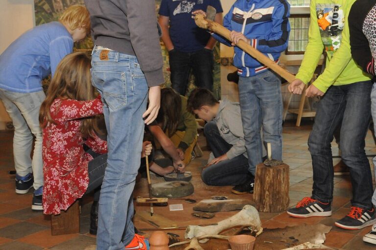 Sneeuwwitje – de Romantische Familiemusical (4+) — familie-kids in Papendrecht